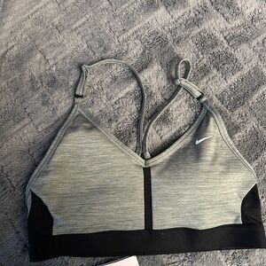 Nike Women's Heathered Gray and Black Sports Bra